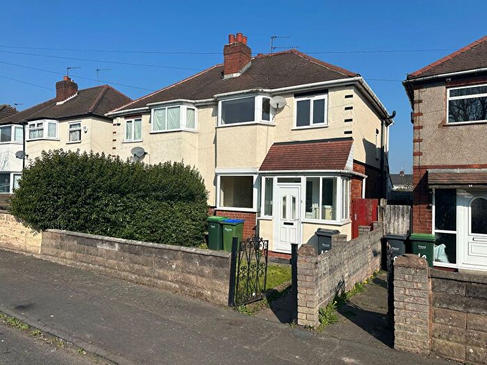 2 Bedroom Semi-Detached House To Rent In Salop Street, Oldbury, B69
