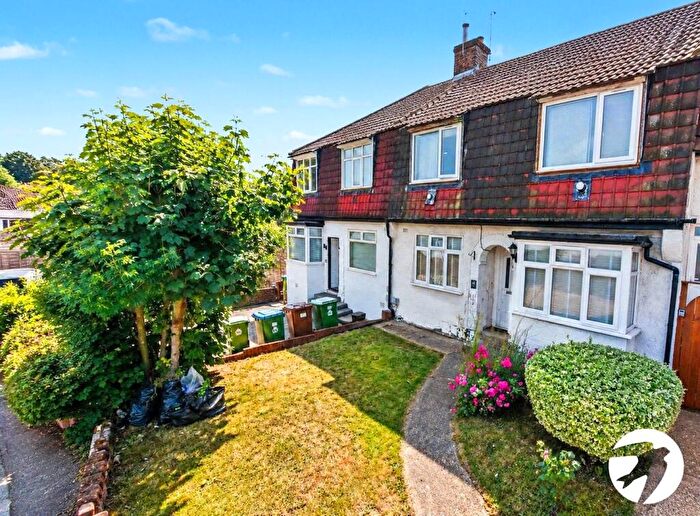 2 Bedroom Maisonette To Rent In Martens Avenue, Bexleyheath, DA7