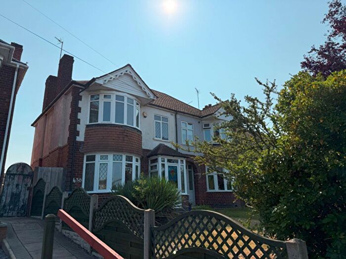 3 Bedroom Semi-Detached House To Rent In Allesley Old Road, Chapelfields, Coventry, CV5