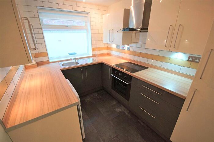 2 Bedroom Apartment To Rent In Park Road, Moseley, Birmingham, B13
