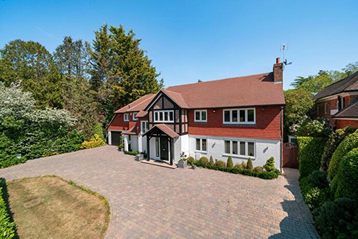 6 Bedroom Detached House To Rent In The Barton, Cobham, KT11
