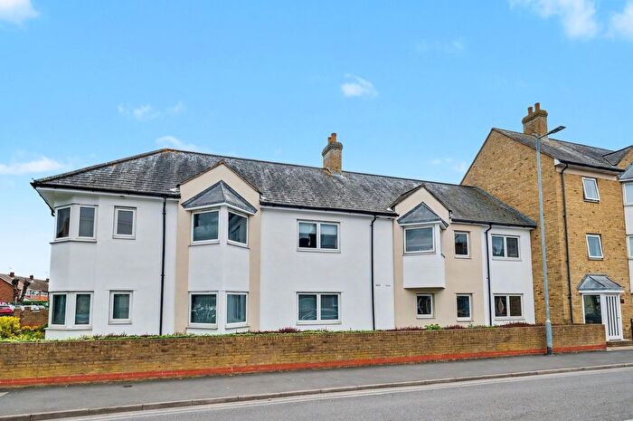 2 Bedroom Flat For Sale In Moulsham Street, Chelmsford, CM2