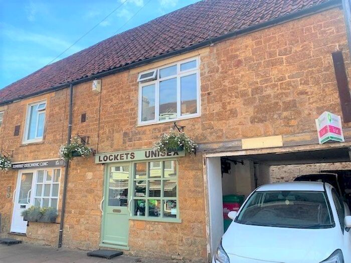 2 Bedroom Flat To Rent In St. James Street, South Petherton, TA13