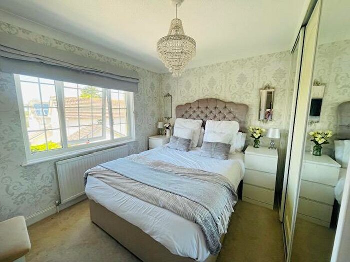 4 Bedroom Detached House For Sale In Lower Cross Road, Barnstaple, EX31