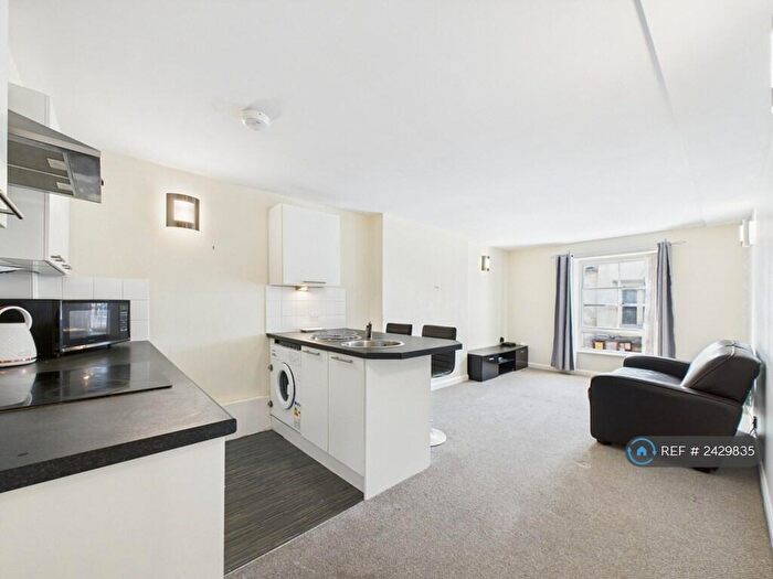 2 Bedroom Flat To Rent In St. Aldate Street, Gloucester, GL1