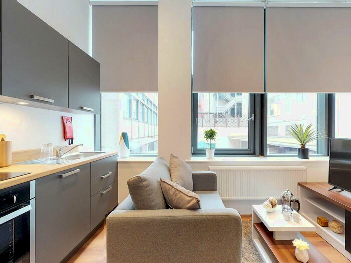 Apartment To Rent In Apt, Gravity Residence #, L2