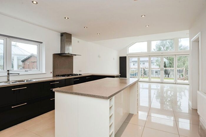 4 Bedroom Detached House For Sale In Main Road, Bryncoch, Neath, SA10