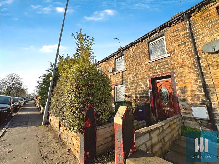 2 Bedroom Terraced House For Sale In Leeds Road, Huddersfield, HD2