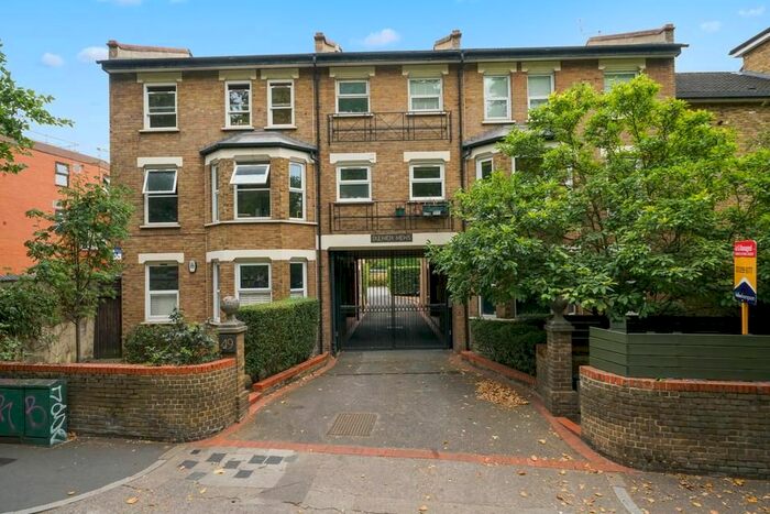 1 Bedroom Flat To Rent In East Dulwich Road, London, SE22