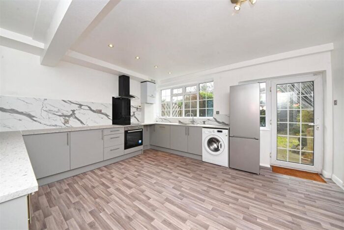 4 Bedroom End Of Terrace House To Rent In Austell Gardens, London, NW7