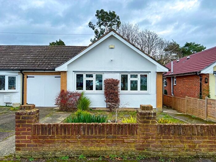 2 Bedroom Semi-Detached Bungalow To Rent In Monks Avenue, West Molesey, KT8
