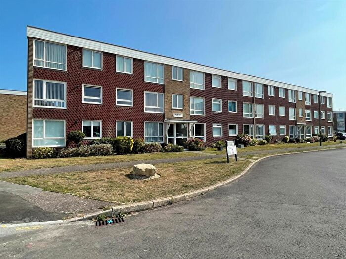 2 Bedroom Apartment To Rent In Millfield Close, Rustington, BN16
