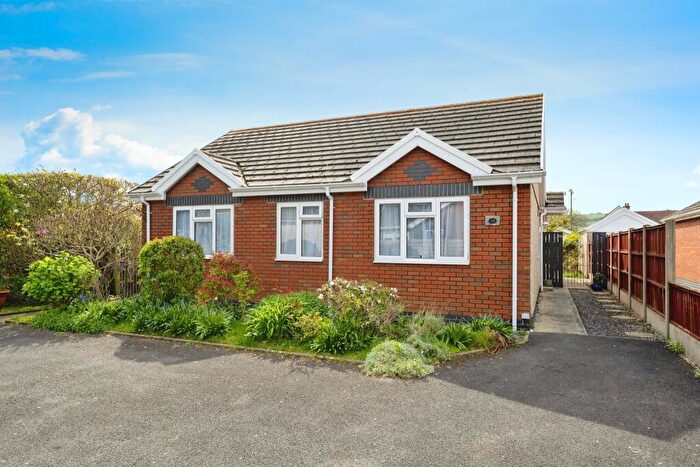 4 Bedroom Detached Bungalow For Sale In Pencaerfenni Park, Crofty, Swansea, SA4