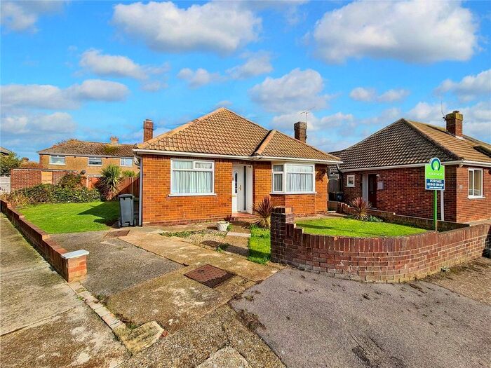 2 Bedroom Bungalow To Rent In Gilbert Road, Ramsgate, Kent, CT11