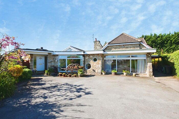 7 Bedroom Bungalow For Sale In Hawthorn Spinney, York, North Yorkshire, YO31