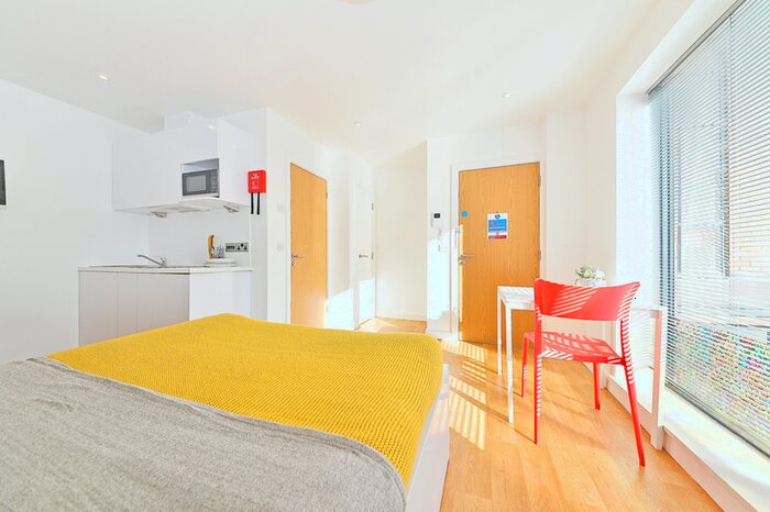 1 Bedroom Studio To Rent In St. Michaels Lane, Leeds, LS6