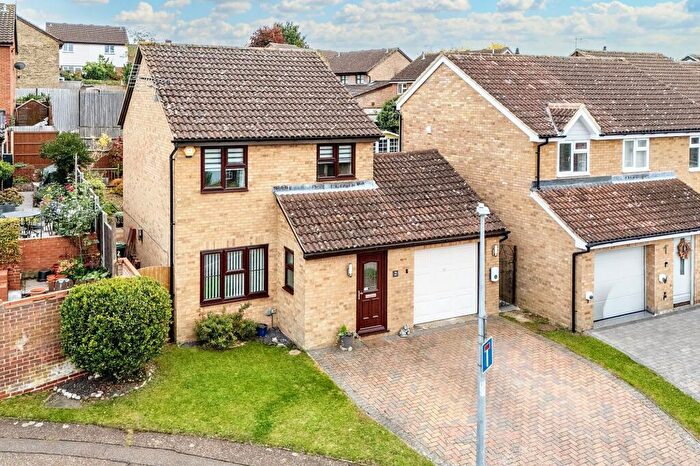 3 Bedroom Detached House For Sale In Sweet Mead, Saffron Walden, CB10