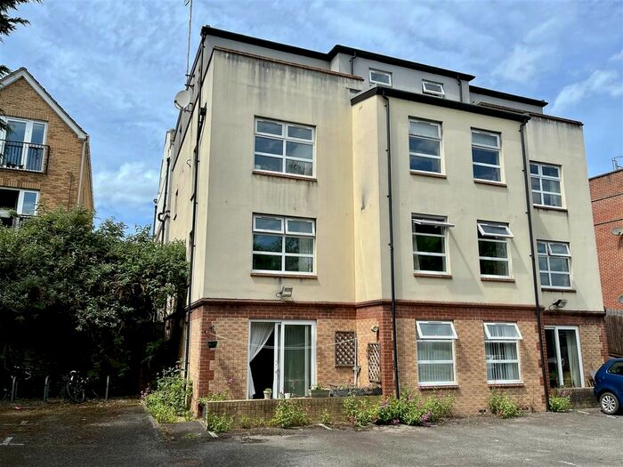 1 Bedroom Flat To Rent In Wick Road, Brislington, Bristol, BS4
