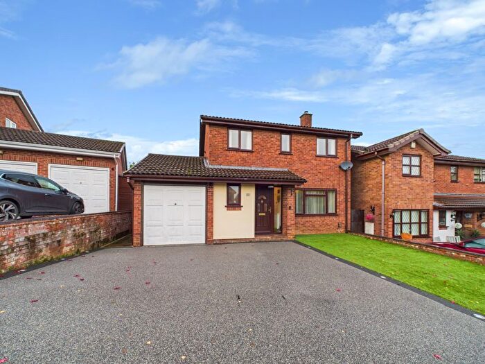 4 Bedroom Detached House For Sale In Shipton Close, Stirchley, Telford, Shropshire, Rn., TF3