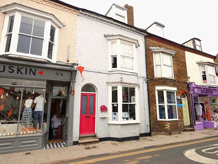 1 Bedroom Flat For Sale In Harbour Street, Whitstable, CT5
