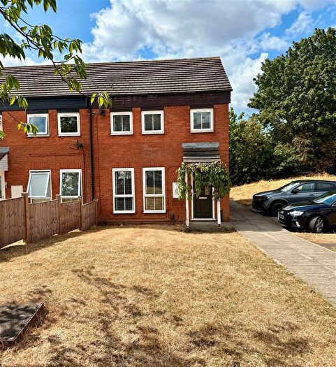 3 Bedroom End Terrace House To Rent In Crawshaws Road, Birmingham, B36