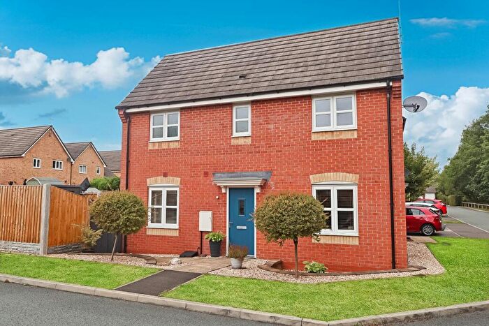 3 Bedroom Semi-Detached House For Sale In Solway Court, Wrexham, LL11
