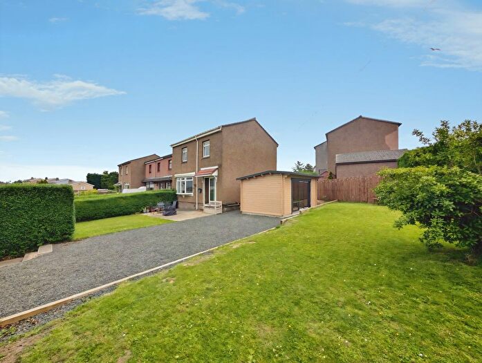 3 Bedroom End Of Terrace House For Sale In Tantallon Drive, Coatbridge, ML5