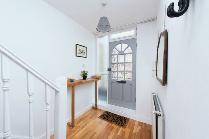 2 Bedroom Ground Flat To Rent In Troutbeck, Albany Street, NW1