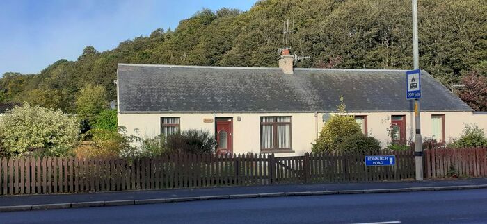 2 Bedroom Semi-Detached Bungalow For Sale In Edinburgh Road, Jedburgh, TD8