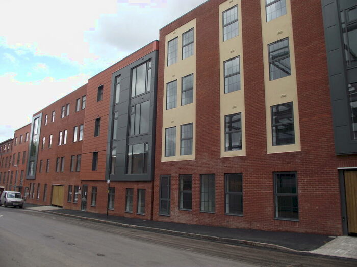 2 Bedroom Flat To Rent In The Foundry, - Carver Street, Birmingham, West Midlands, B1