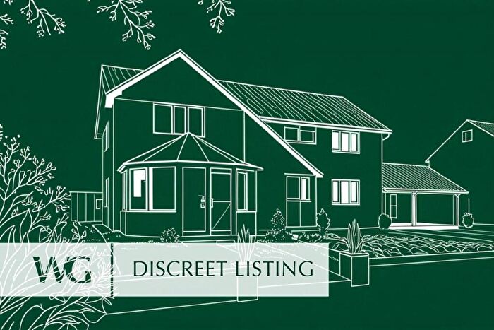 4 Bedroom Detached House For Sale In Exeter, Devon, EX4