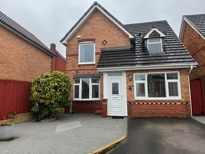 3 Bedroom Detached House For Sale In Cote Farm Lane, Thackley, Bradford, BD10