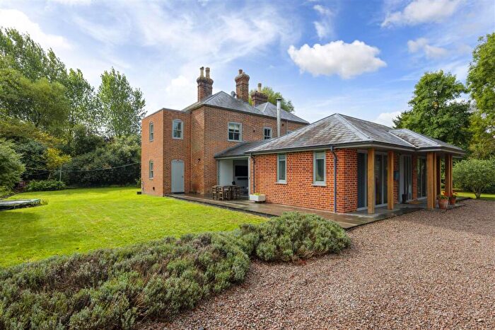 6 Bedroom Detached House For Sale In The Mill House, Nargate Street, Littlebourne, CT3