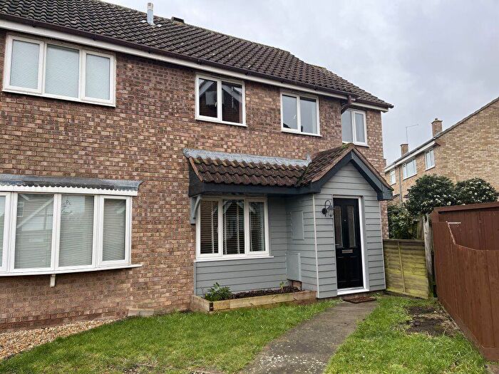 2 Bedroom Semi Detached House To Rent In Oak Tree Road, Ampthill, Bedfordshire, MK45