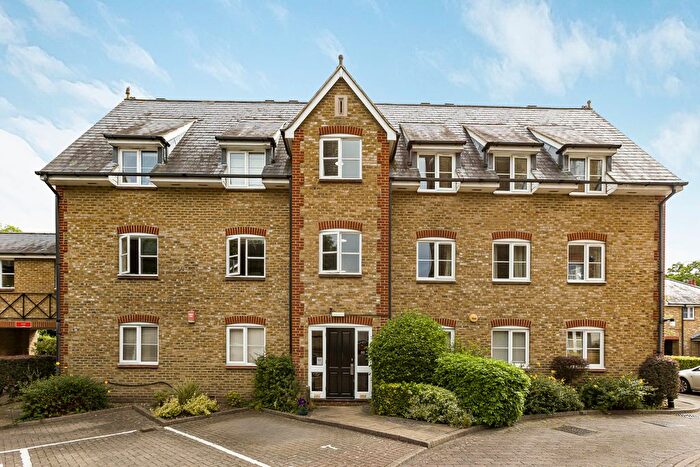 2 Bedroom Flat To Rent In Sele Mill, North Road, Hertford, SG14