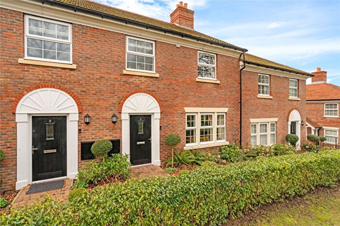3 Bedroom Detached House For Sale In Redcliffe Place, Tunbridge Wells, Kent, TN2