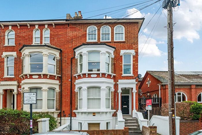 1 Bedroom Flat For Sale In Ramsden Road, Balham, London, SW12