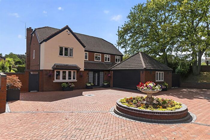 5 Bedroom Detached House For Sale In Monmouth Drive, Sutton Coldfield, B73