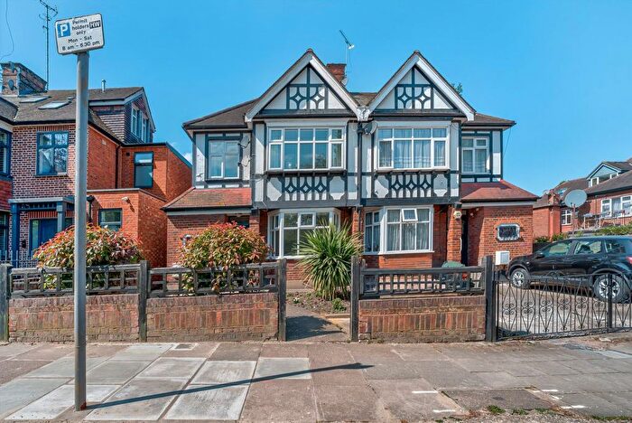 1 Bedroom Flat To Rent In Longstone Avenue, Kensal Rise, NW10