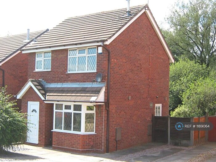 3 Bedroom Detached House To Rent In Wroxham Way, Newcastle, ST5