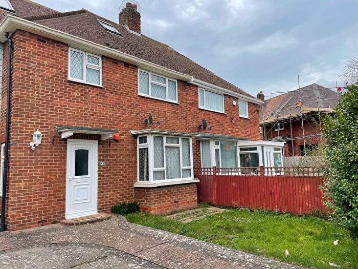 4 Bedroom Property To Rent In Biggins Wood Road, Folkestone, CT19