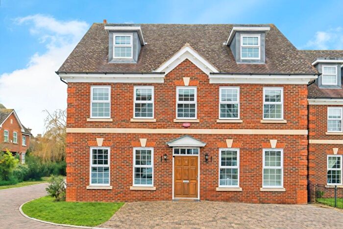 5 Bedroom Detached House For Sale In Brook Farm Close, Bishop's Stortford, Hertfordshire, CM23