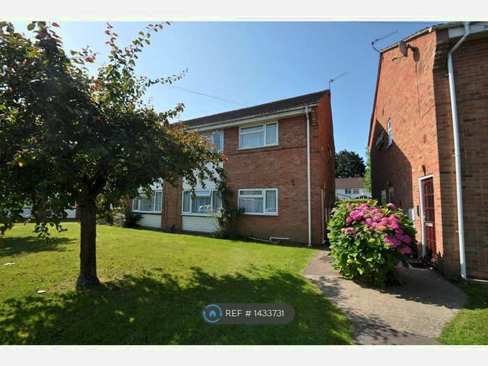 2 Bedroom Flat To Rent In Overbrook Close, Gloucester, GL4
