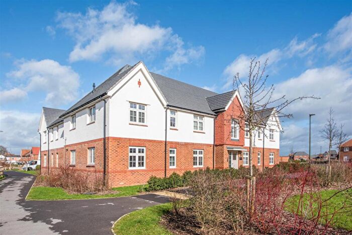 2 Bedroom Apartment For Sale In Cassia Road, Chichester, PO20
