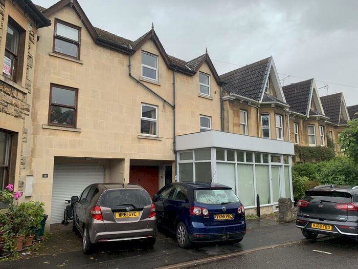 4 Bedroom Terraced House To Rent In Lower Weston, BA1