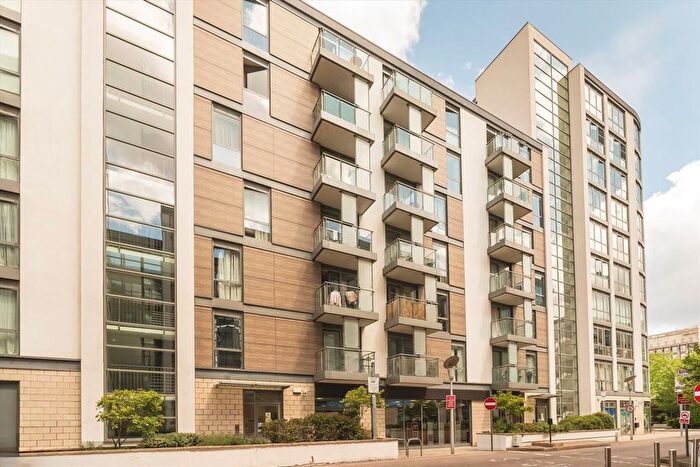 1 Bedroom Flat To Rent In Ealing Road, Brentford, TW8