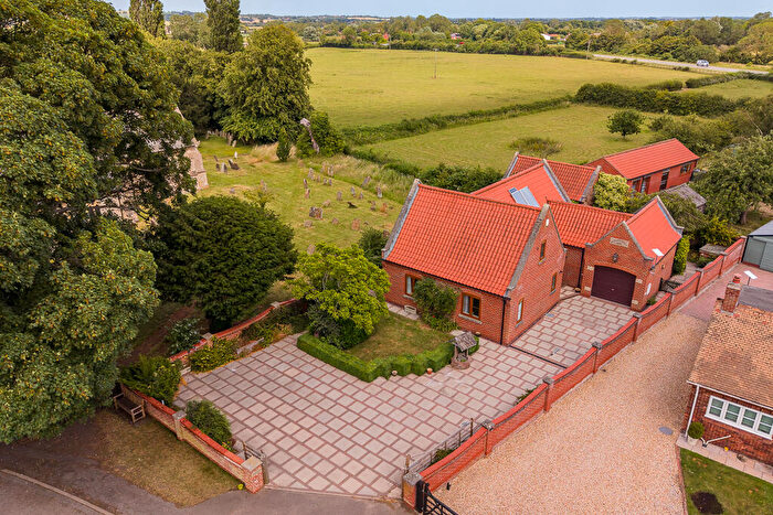 3 Bedroom Detached House For Sale In Church Road, Stickford, Lincolnshire, PE22
