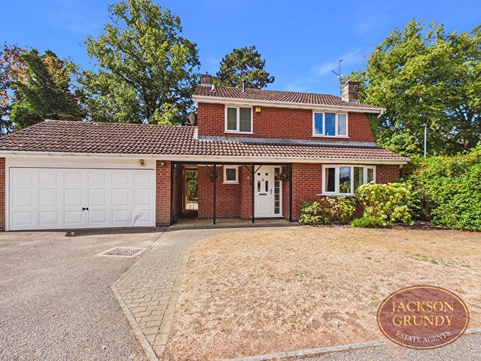 4 Bedroom Detached House For Sale In Corran Close, Dallington, NN5