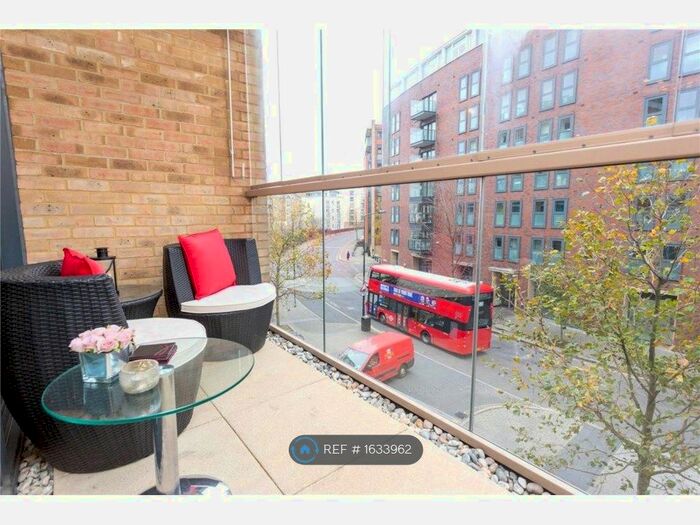 2 Bedroom Flat To Rent In Victoria House, London, SE16