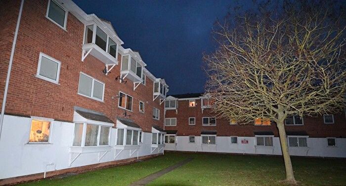 1 Bedroom Flat To Rent In Braithwaite Avenue, Romford, RM7